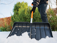 лопата для уборки снега своими руками